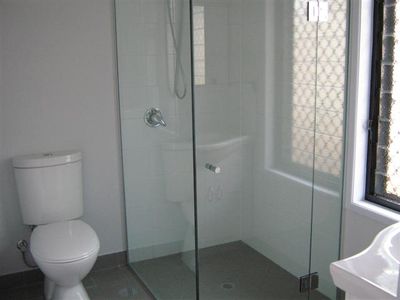 2 / 40 Walker, Cooktown