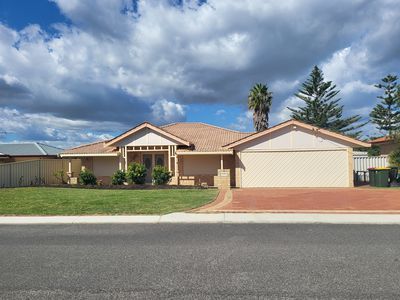 16 NEWQUAY CLOSE, Yanchep