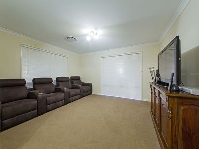 26 Foxwood Circuit, Wakerley