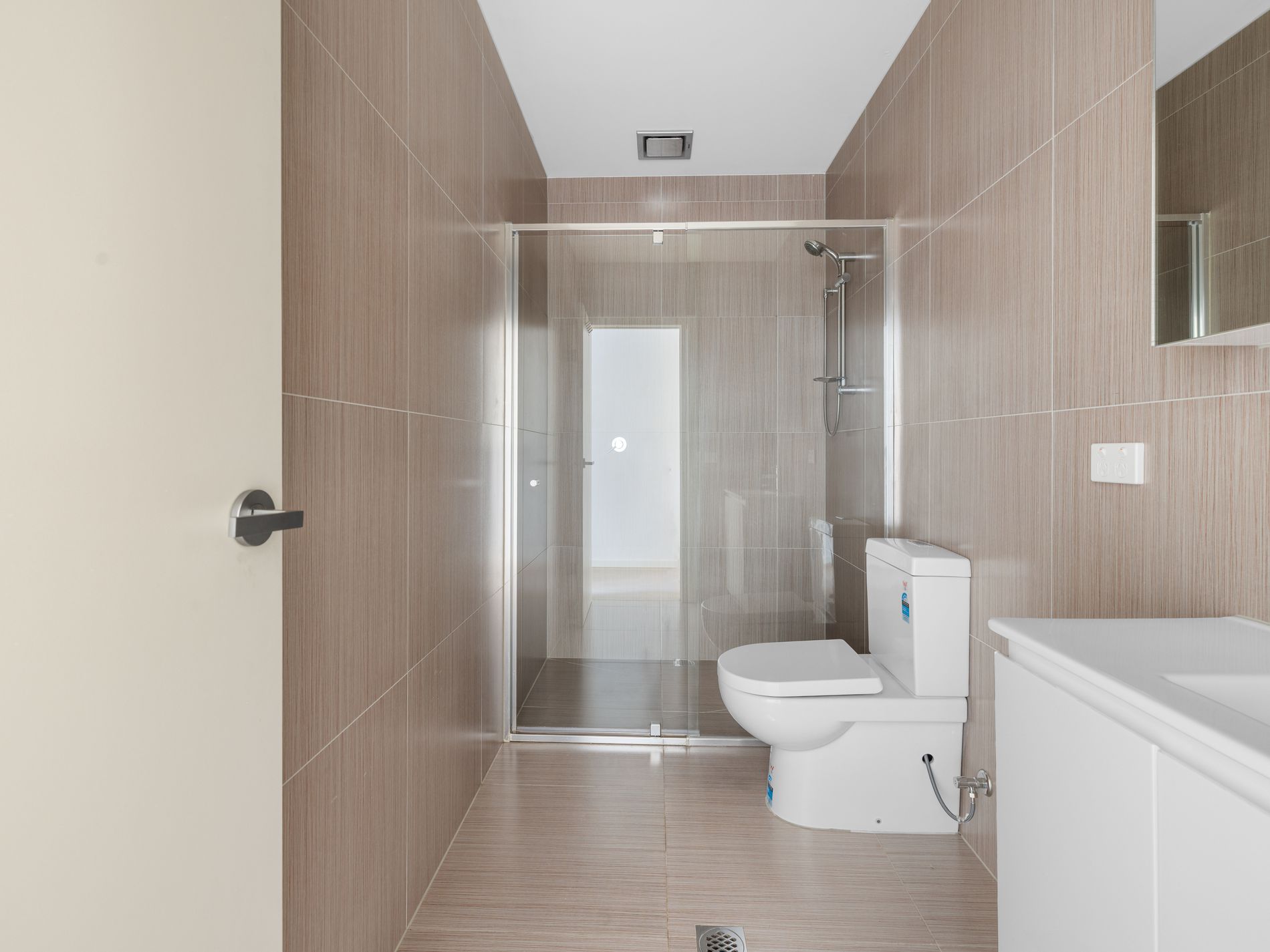 4 / 92 Roberts Street, West Footscray