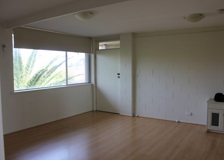 9 / 27 High Street, Glenelg