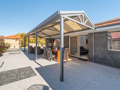 15 Frampton Crescent, Canning Vale