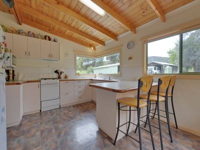 981 Woodbridge Hill Road, Gardners Bay