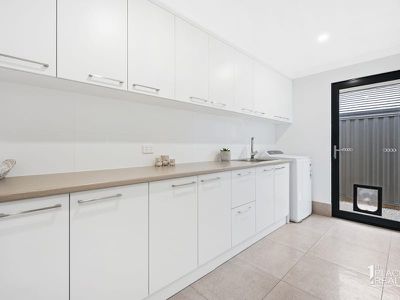 31 Jinatong Loop, Dawesville