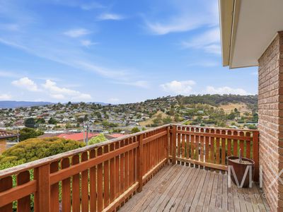 1 / 10 Donald Court, Glenorchy