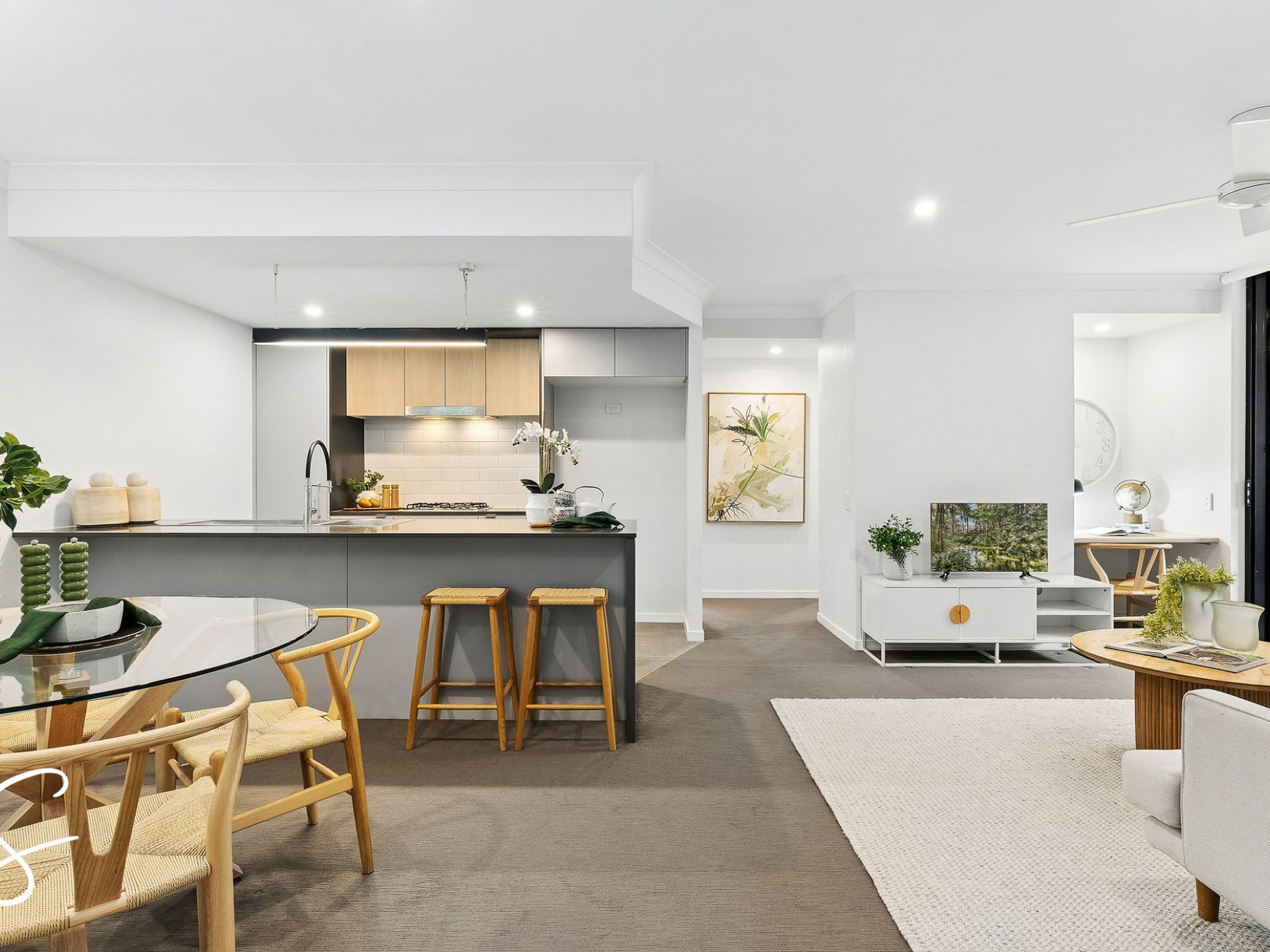 2201 / 18 Comer Street, Coopers Plains