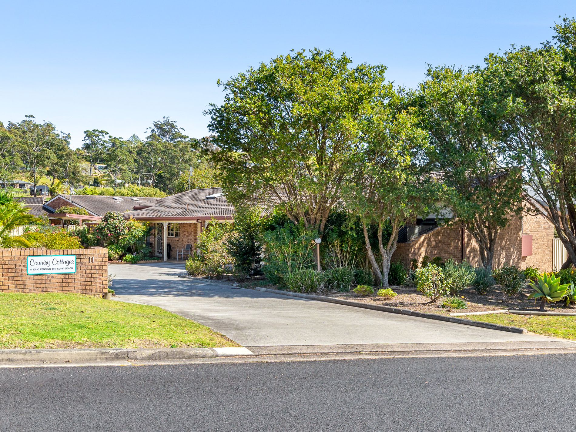 4 / 11 Eric Fenning Drive, Surf Beach