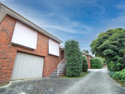 2 / 3 Heany Street, Mount Waverley