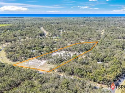 50 Isaac Moore Drive, Moore Park Beach