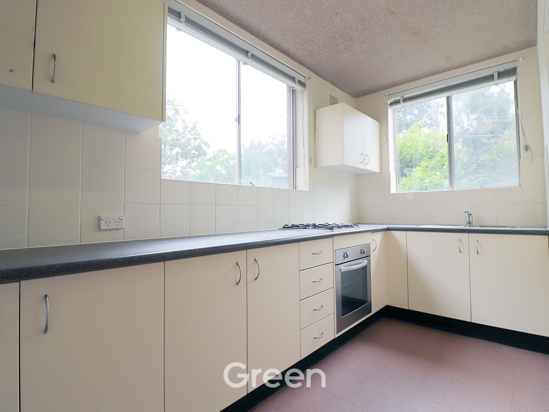 8 / 4 Union Street, Meadowbank