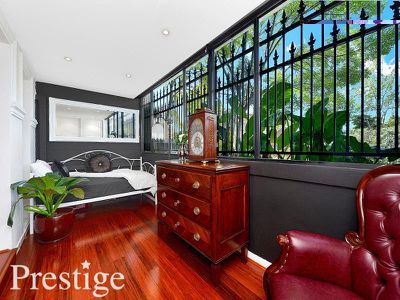 8 / 4 - 10 View Street, Arncliffe