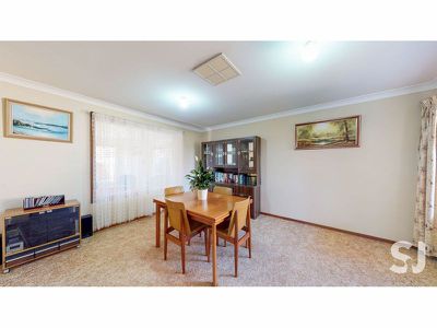 16 Flinders Close, Dubbo