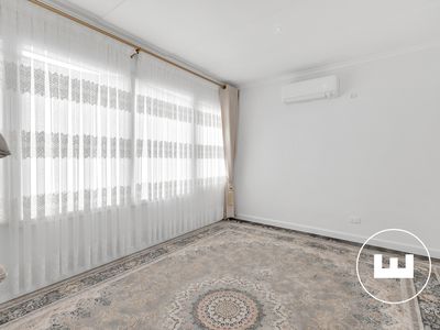 10 Lacebark Street, Doveton
