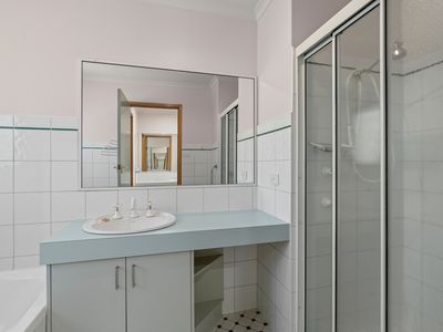 4 Chaucer Place, Ulladulla