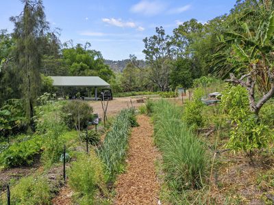 Share D5 / 1158 Pinchin Road, The Channon