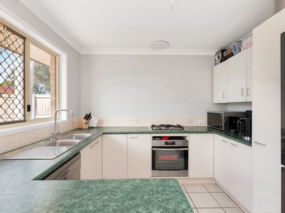 16 Springvale Place, Carina