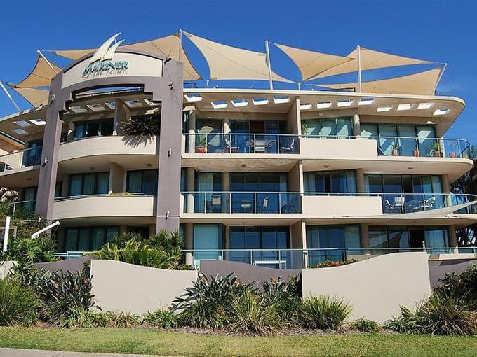 9 / 10 Marina Walk, Alexandra Headland