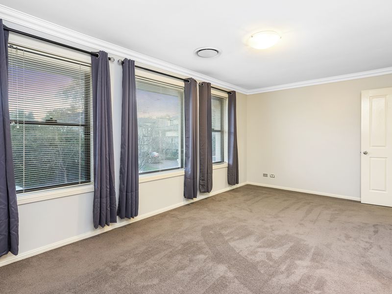 5 Etruscan Court, Glenwood