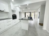 15 Magellan Road, Springwood