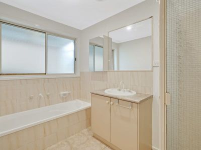 2 Tasman Place, Wyndham Vale