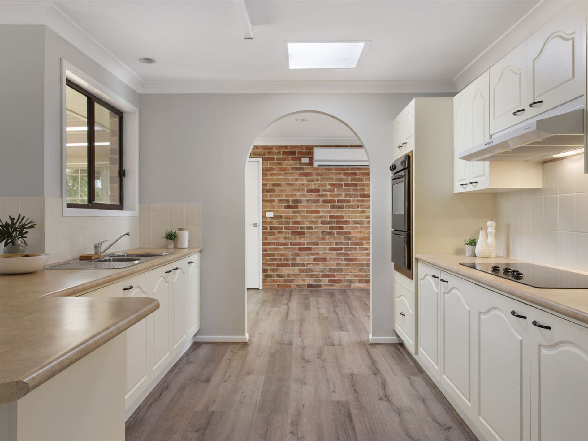 6 Taurus Spur, Narrawallee