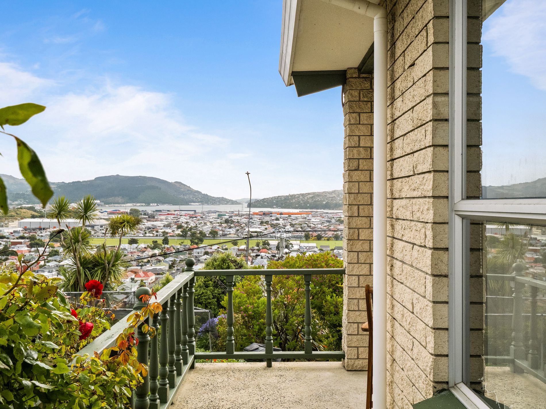 62 Easther Crescent, Kew