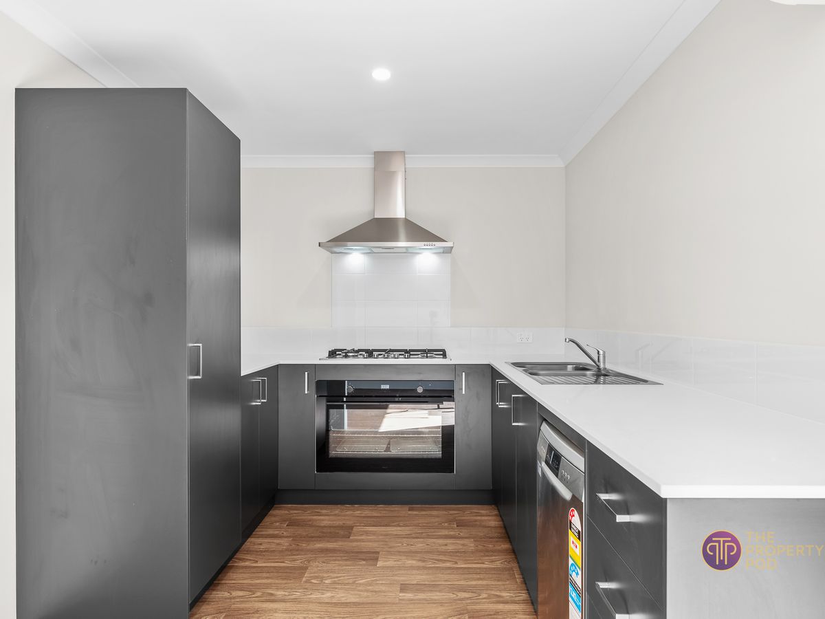 15 Gainford Way, Ridgewood