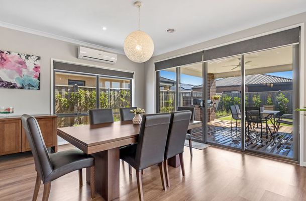 64 Trillium Boulevard, Mickleham