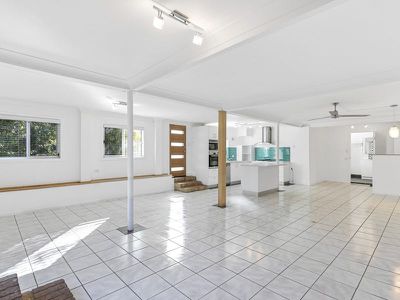 2 / 120 Cypress Street, Torquay