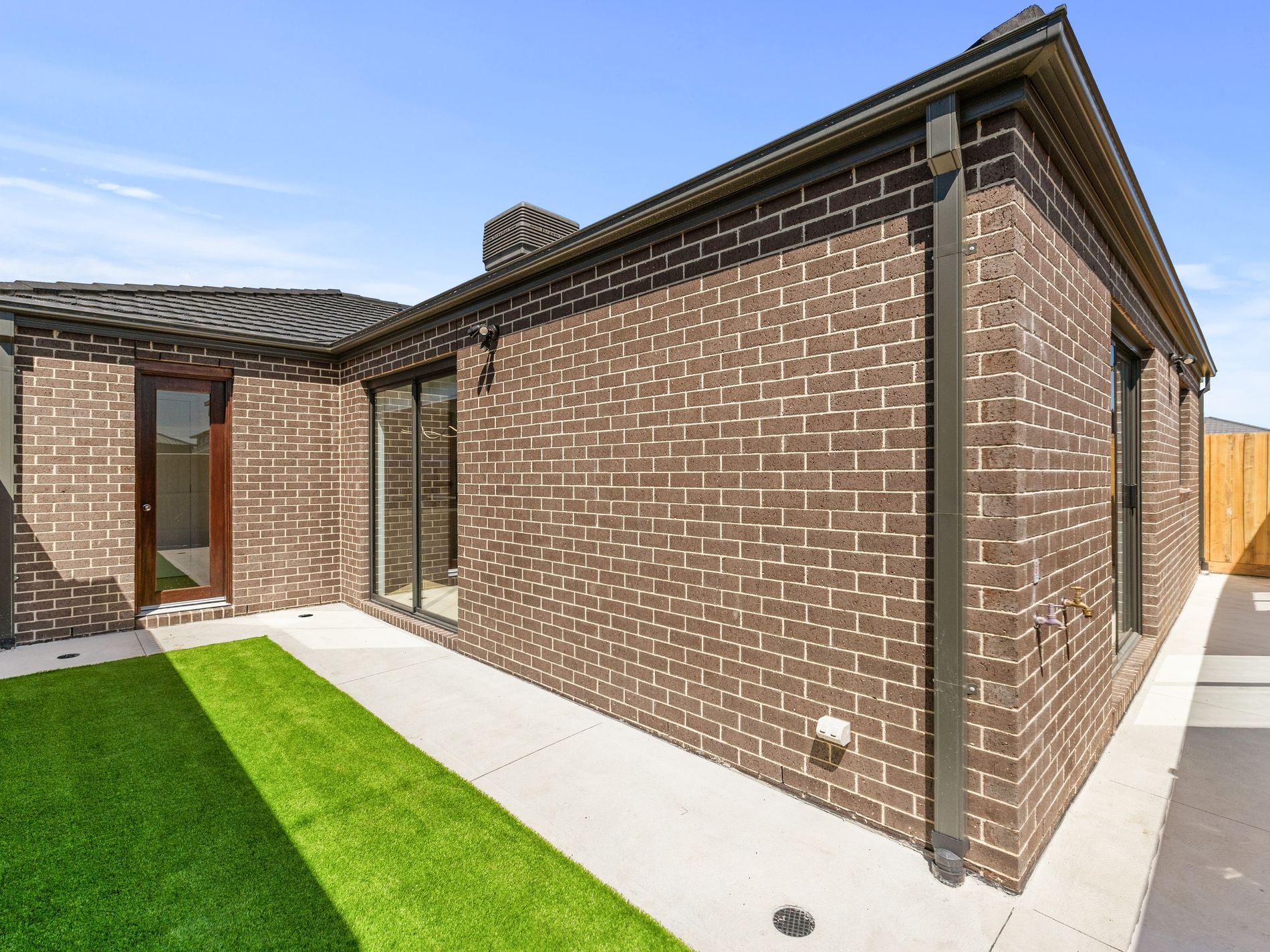 13 Pursuit Street, Mambourin