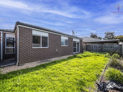 10 Myoora Street, Werribee