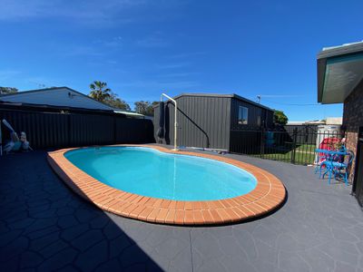 9 Limpus Street, Urangan