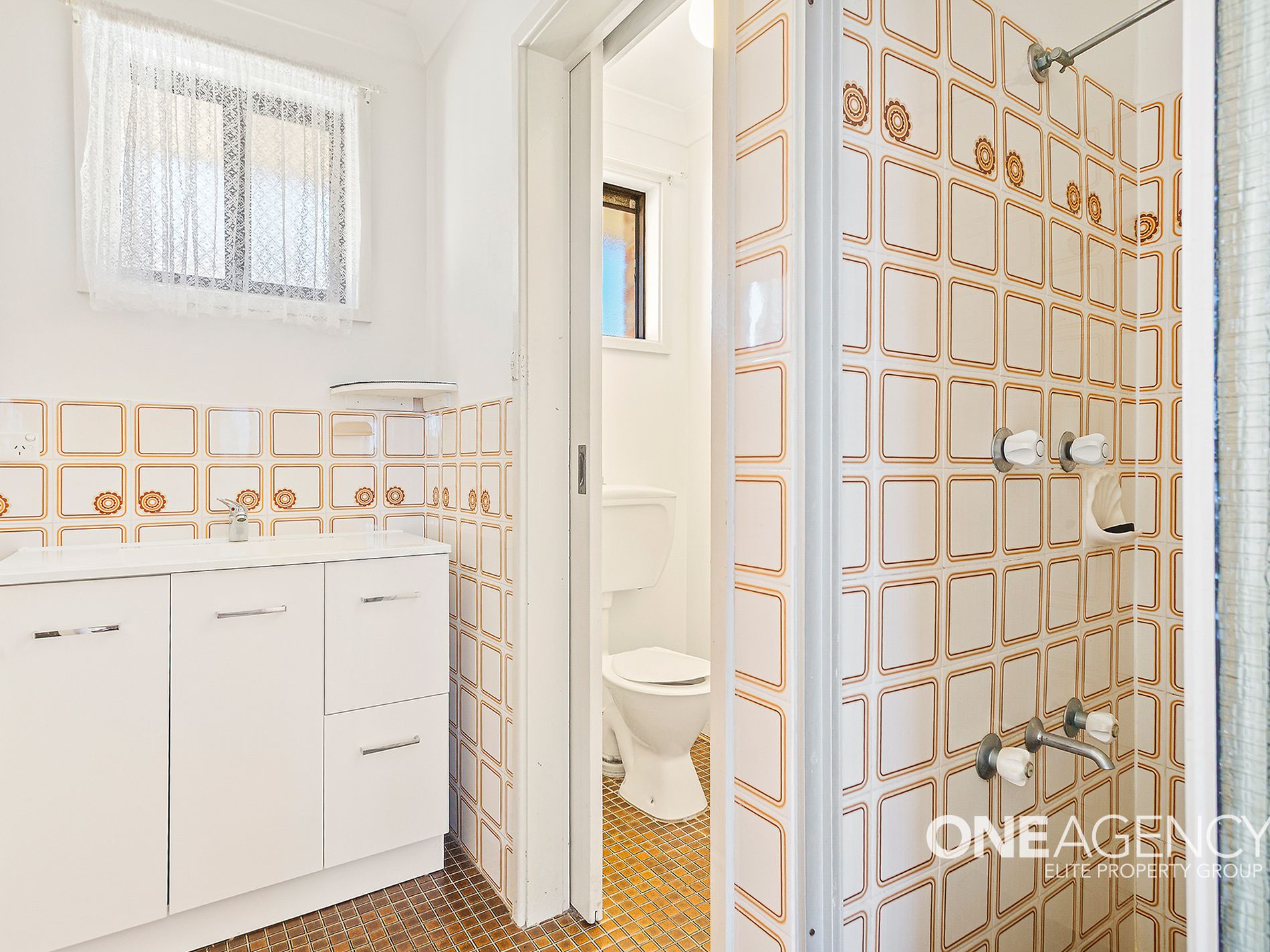 1 / 23 Barton Street, Oak Flats