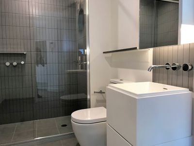 2509 / 105 Clarendon Street, Southbank