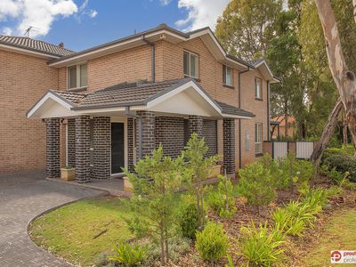 8/170 Glenfield Road, Casula