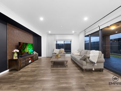 56 Carnelian Circuit, Clyde North
