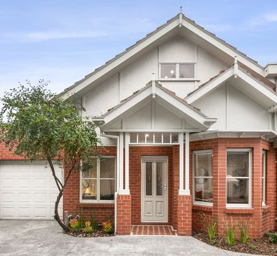 2 / 10 Waxman Parade, Brunswick West