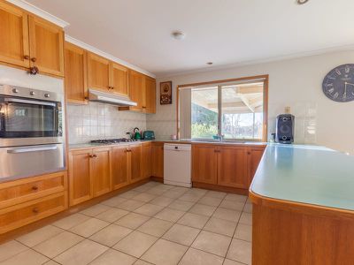 33 Nyanza Road, Table Top