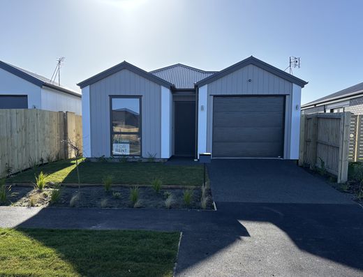 80 Bill Hammond Drive, Belfast