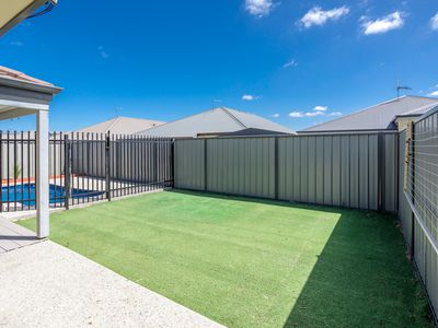 15 Efficient Way, Byford