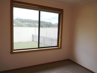 2 / 17 STRIDE STREET, Huonville