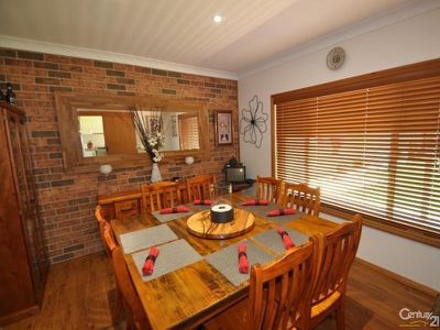 16 Mackay Drive, Dubbo