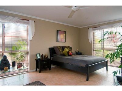 4 Bickle Court, Tewantin