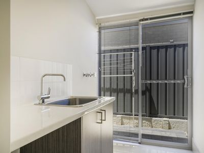 35 Roundhouse Parade, Jindalee