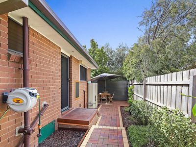1 / 16 Callander Road, Pascoe Vale
