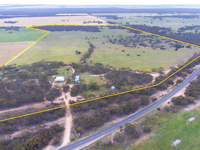 1439 Bowhill Road, Ettrick
