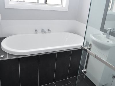 12B Joan Avenue, Warilla