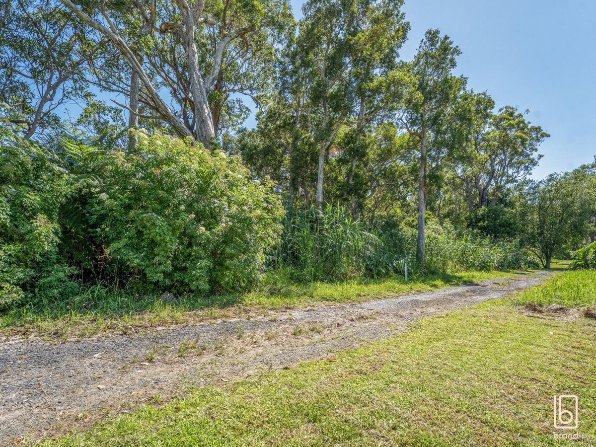 16 Nicholson Crescent, Toukley