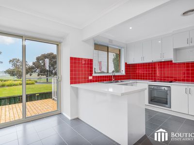 9 Carlyon Court, Springvale