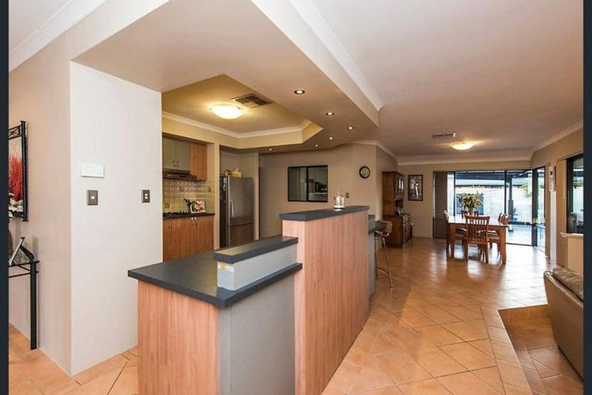 12 Brenchley Drive, Atwell